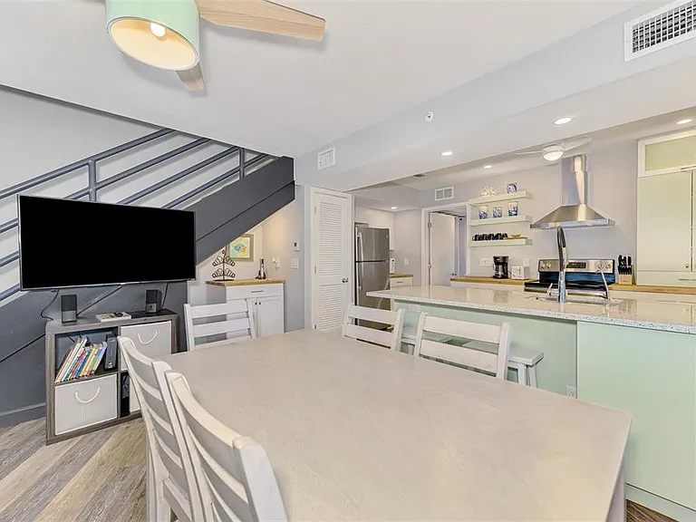2400 N Beach Rd #17 — Photo 19