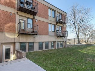 2980 Baltimore Ave APT 2205, Kansas City, MO 64108