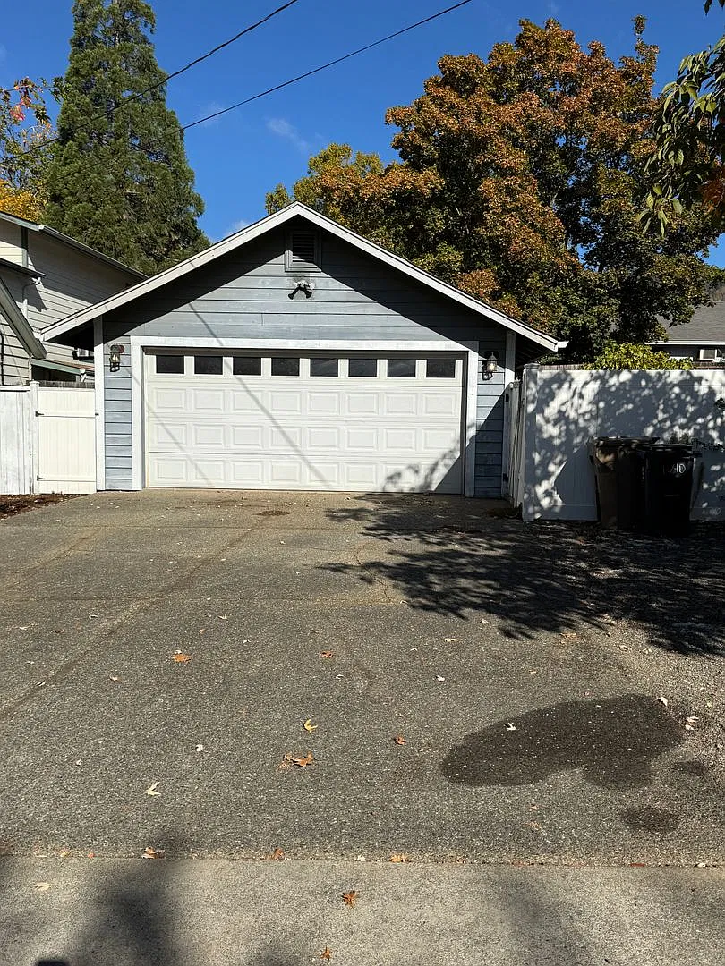 2 Bedroom 1 Bathroom in town — Photo 4