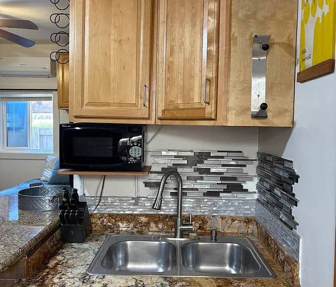 1429 Hornblend St #C — Photo 6