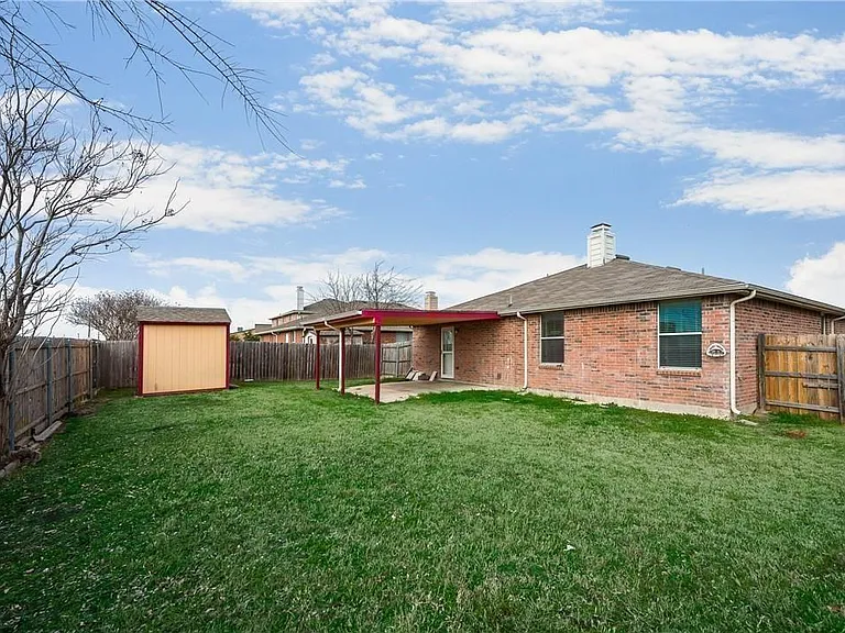 1508 Flagstone Ln — Photo 10