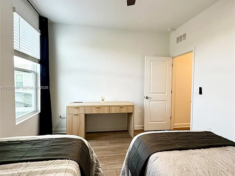 1217 Reunion Village Blvd — Photo 35