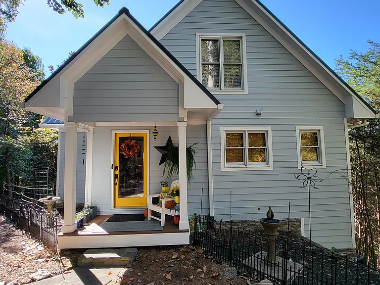 156 Corner Oak Ct — Photo 1