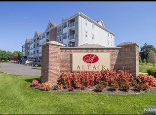 3100 Cory Ln, Elmwood Park, NJ 07407