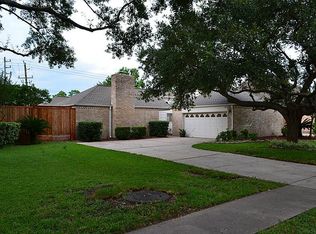 12222 Rocky Knoll Dr, Houston, TX 77077