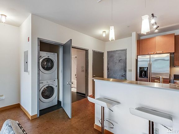 5th image of 1414 12th Ave Unit 308
