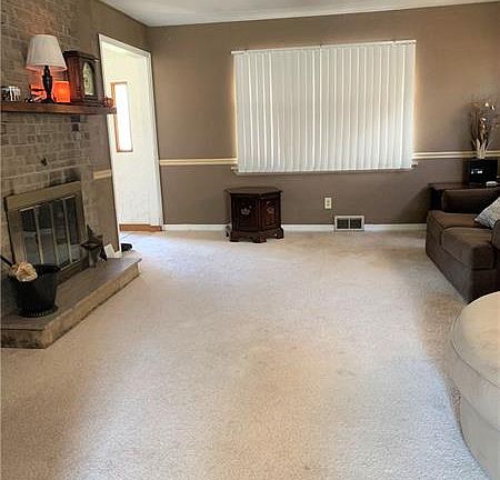 3rd image of 346 Keystone Dr