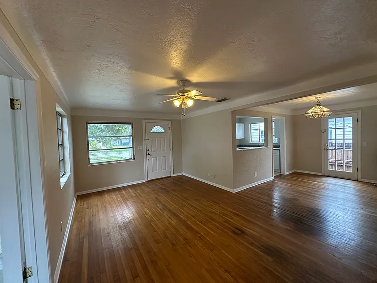 Living / Dining