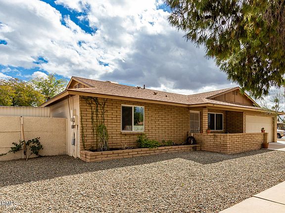 3rd image of 1917 S Loma Del Sur Cir