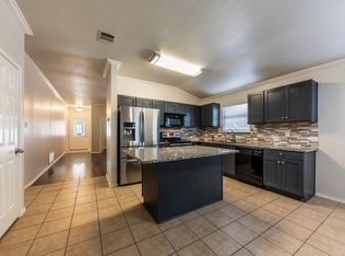 207 Baldwin St, Hutto, TX 78634