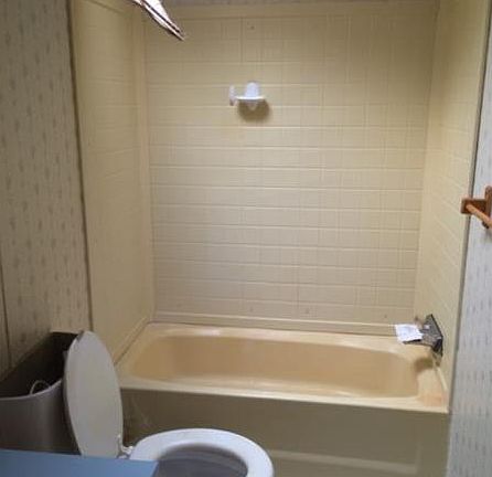 4th image of 301 Midland Ave