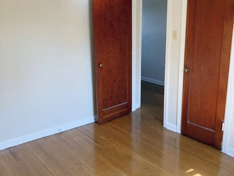 Nola Court Apartments — Photo 106