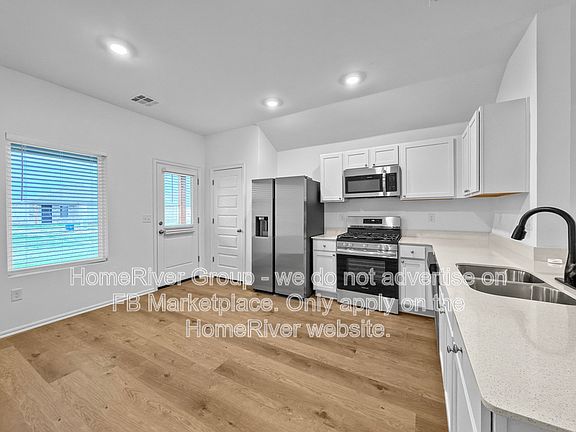 2nd image of 4013 Olivia St