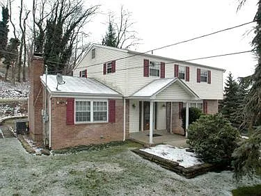 1005 Jefferson Rd photo 1
