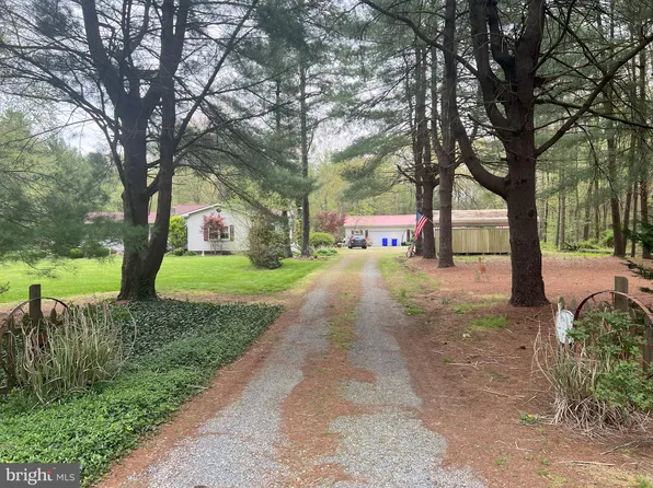 209 Fox Hole Rd, Camden Wyoming, DE 19934