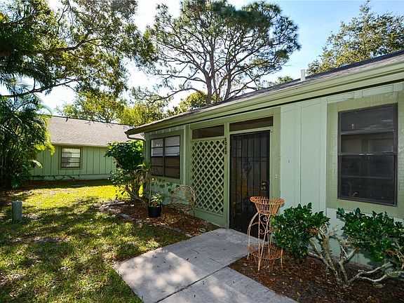 4th image of 5068 Barrington Cir #2801