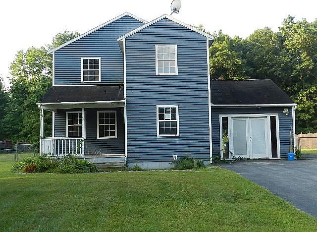 1st image of 14 Columbine Ave