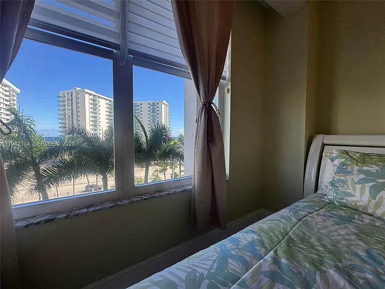 3800 S Ocean Dr #519 — Photo 30