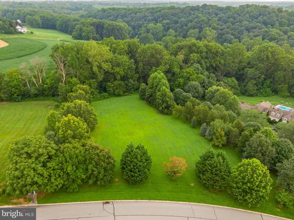 115 Ridge Rd, Millersville, PA 17551