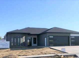 2912 Powder Ridge Dr, City of bismarck, ND 58503