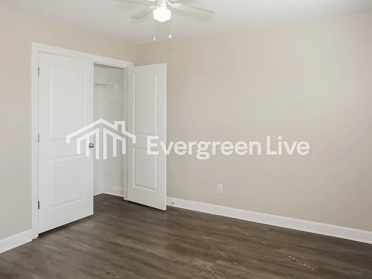 107 Properzi Way SW — Photo 10