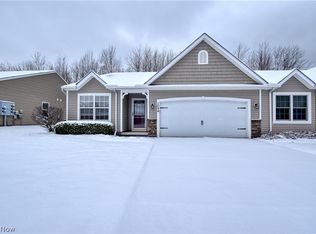 1094 Zephyr Ln, Painesville, OH 44077