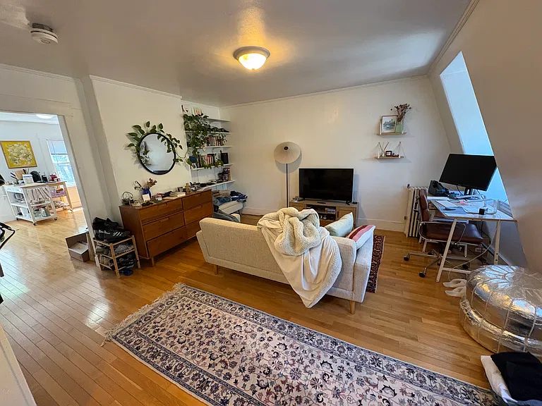 16 Shepard St #5 — Photo 5