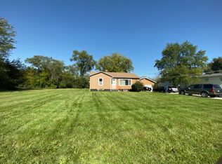 2710 30th St, Zion, IL 60099