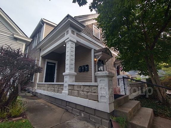 2nd image of 2127 Grinstead Dr APT 3
