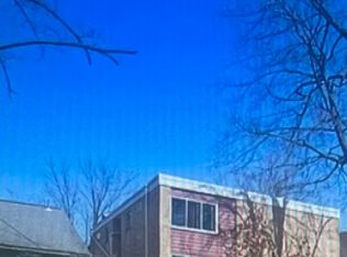913 Dewey, Ann Arbor, MI 48104