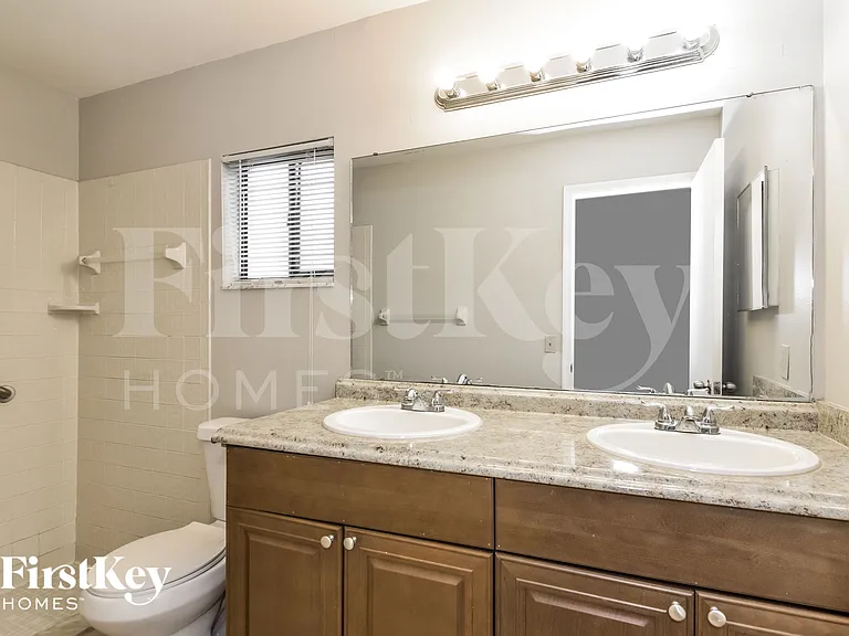 4322 Kipling Ave — Photo 10