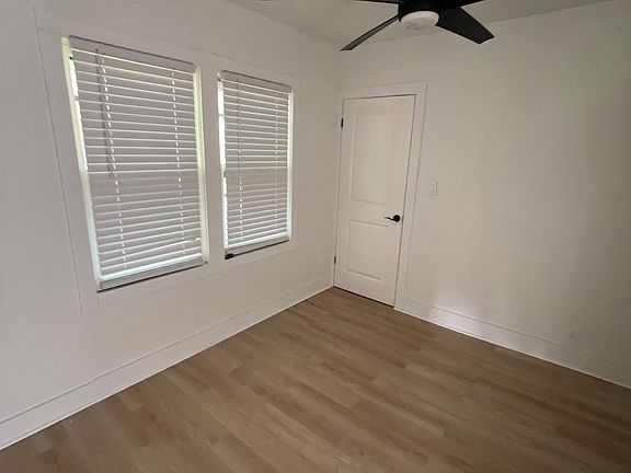 5th image of 1016 S Cedar Ave