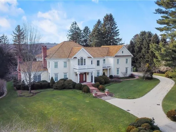 28 Riding Club Road, Wilton, CT 06897
