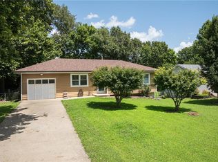23 SE 190th Rd, Warrensburg, MO 64093