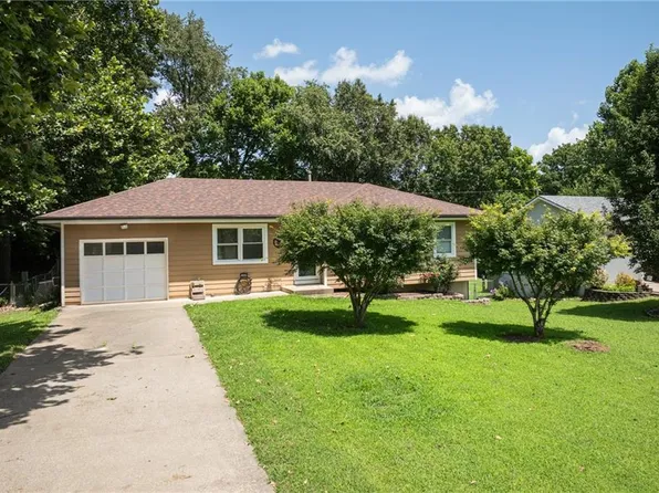 23 SE 190th Rd, Warrensburg, MO 64093