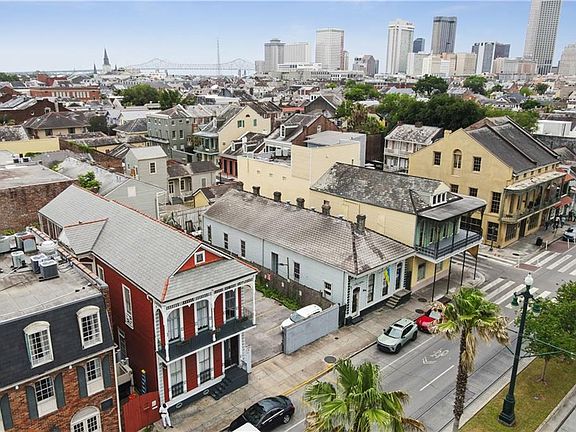 4th image of 914 N Rampart St