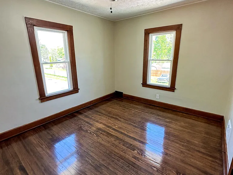 840 W Indianola Ave #4 — Photo 5