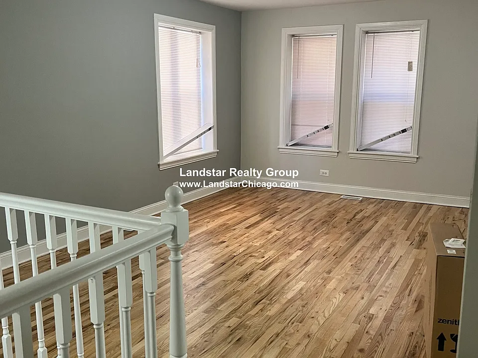 Living Room /Kitchen