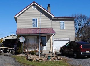 33 3rd St, Cairnbrook, PA 15924