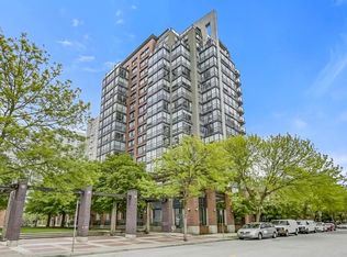 139 Drake St #17E, Vancouver, BC V6Z 2T8