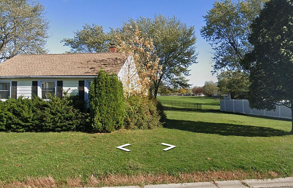 1st image of 171 Cedargrove Cir #1