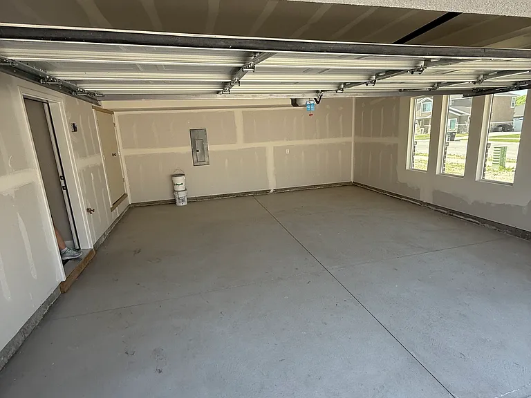 1431 W 500 N — Photo 11