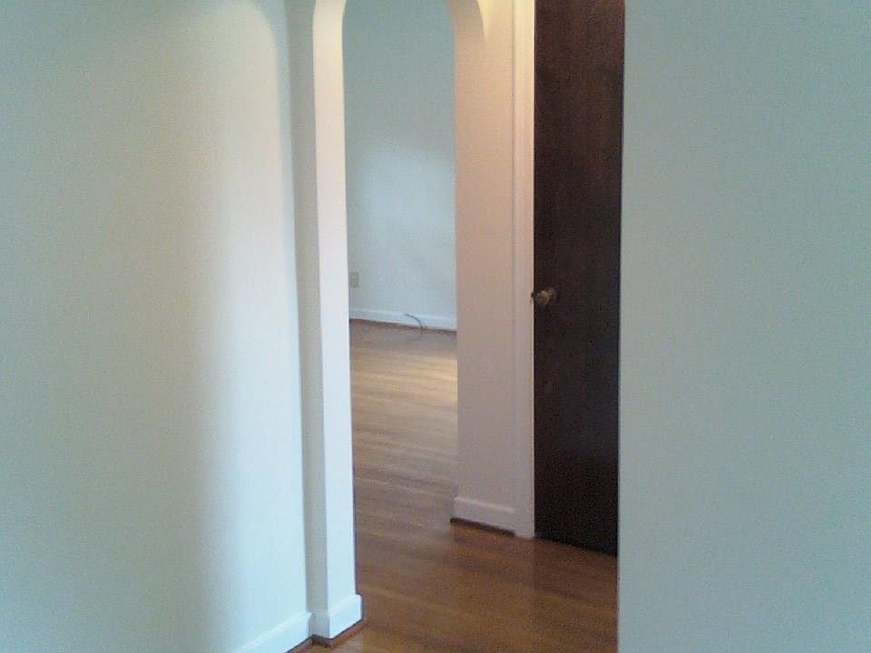 hallway to bedrooms