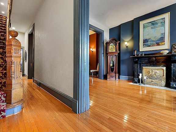 4th image of 2314 Sidney St