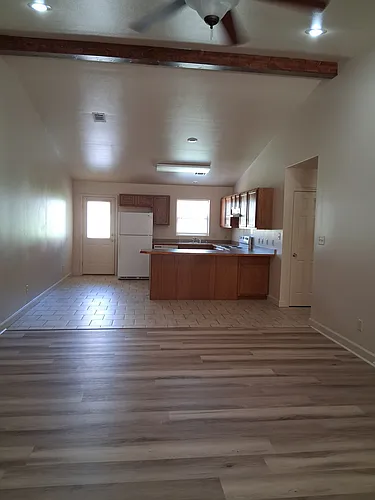 232 W Mountain View Dr #B Photo 1