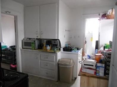 2nd image of 73 W Stratford Ave
