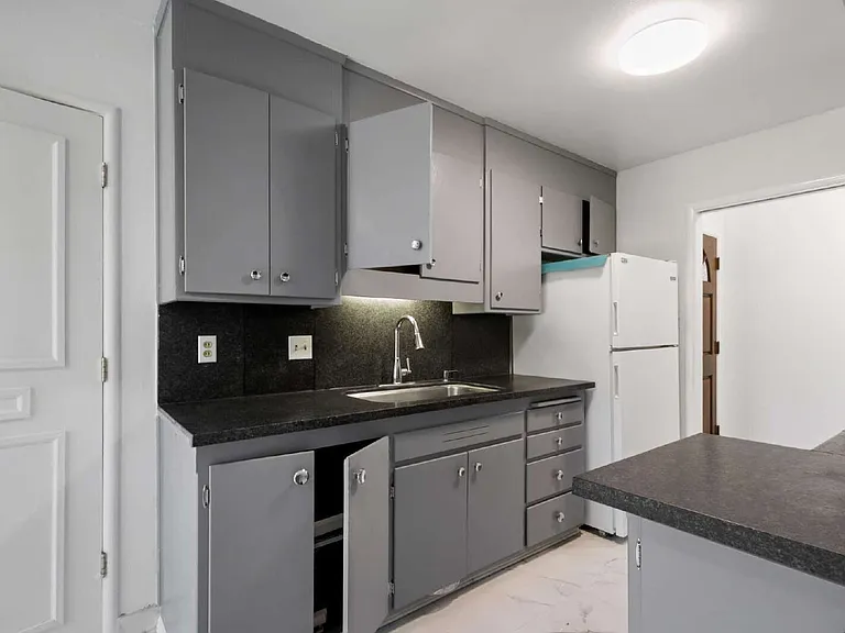 1945 Lehigh Dr — Photo 29