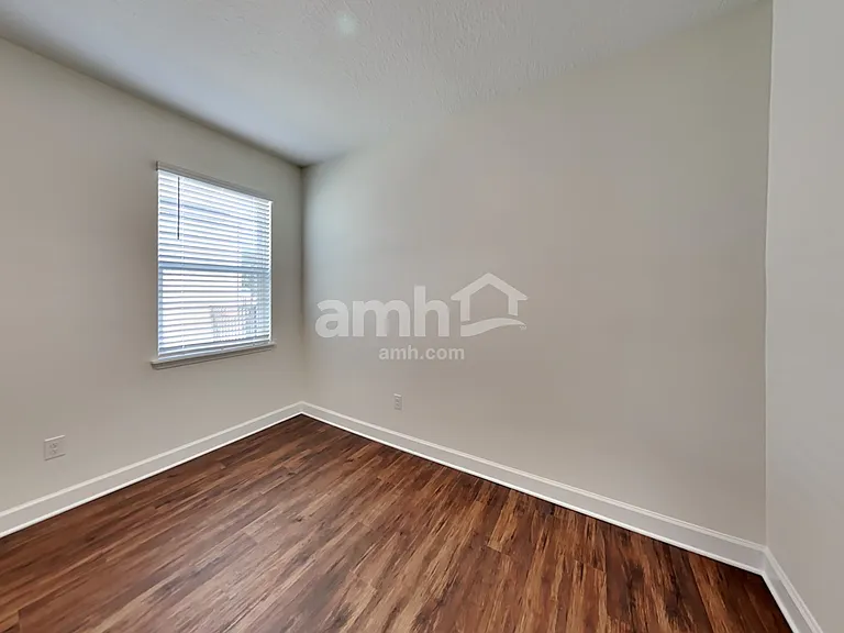1131 Walden Pond Dr — Photo 20