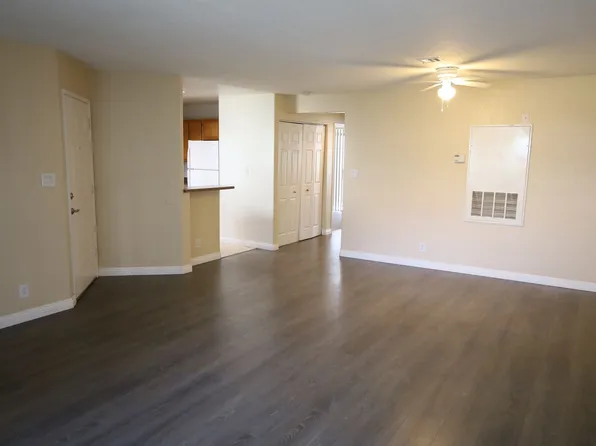 5002 S Rainbow Blvd Unit 103, Spring Valley, NV 89118
