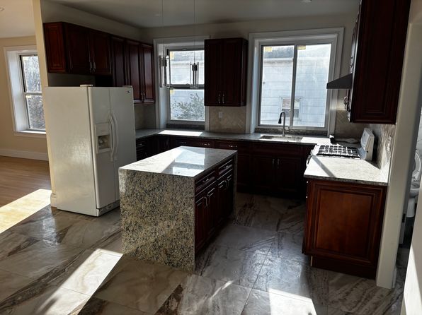 1267 Stadium Ave FLOOR 2